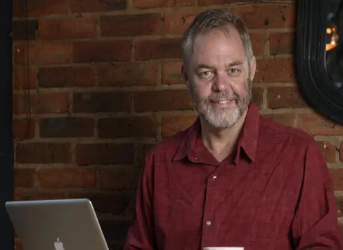 mike e content creator & newsletter founder